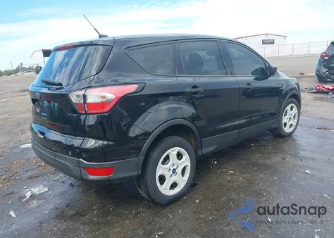 2018 Ford Escape S z USA, uszkodzony, nr VIN 1FMCU0F7XJUC44752